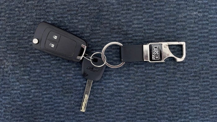 CHEVROLET TRAX-Key Close-up