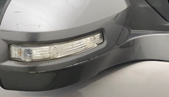 2012 Maruti Swift Dzire ZXI, Petrol, Manual, 85,662 km, Right rear-view mirror - Indicator light has minor damage