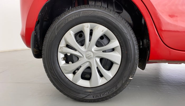 2018 Maruti Swift VXI ABS, Petrol, Manual, 69,988 km, Right Rear Wheel