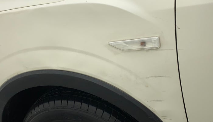 2019 Mahindra XUV300 1.5 W6 MT, Diesel, Manual, 44,494 km, Left fender - Slightly dented