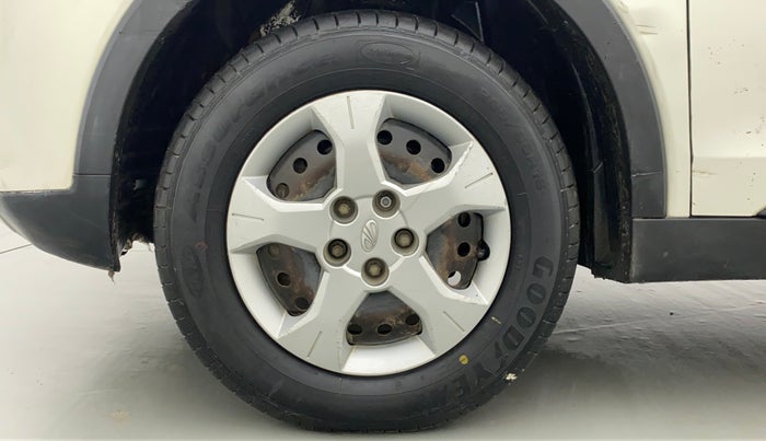 2019 Mahindra XUV300 1.5 W6 MT, Diesel, Manual, 62,552 km, Left Front Wheel