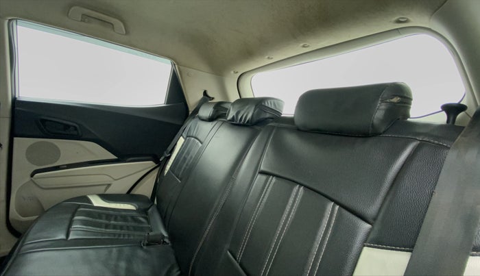 2019 Mahindra XUV300 1.5 W6 MT, Diesel, Manual, 62,552 km, Right Side Rear Door Cabin