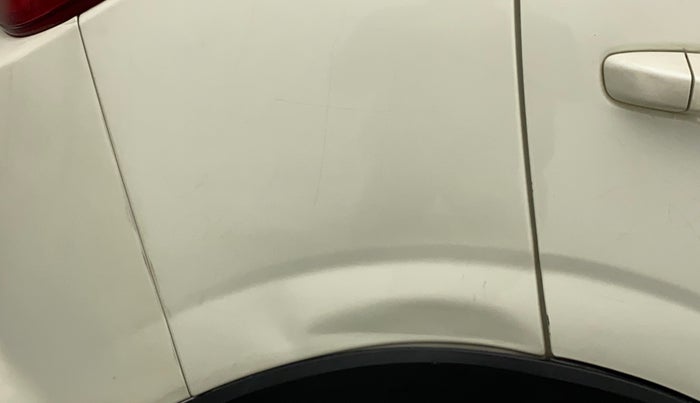2019 Mahindra XUV300 1.5 W6 MT, Diesel, Manual, 44,494 km, Right quarter panel - Minor scratches