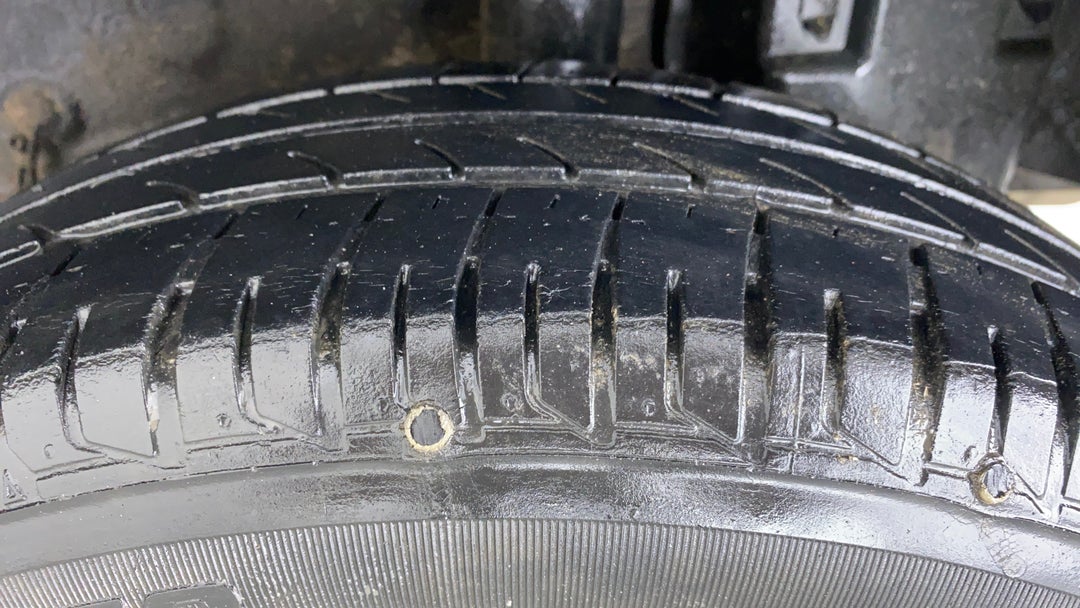 Left Rear Tyre Tread