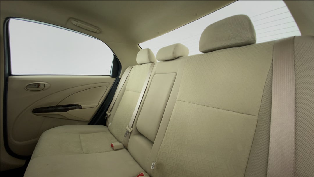 Right Side Rear Door Cabin