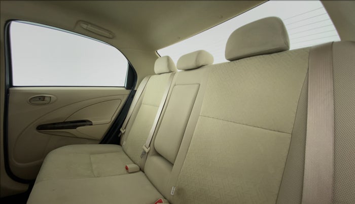 2017 Toyota Etios GX, Petrol, Manual, 61,050 km, Right Side Rear Door Cabin