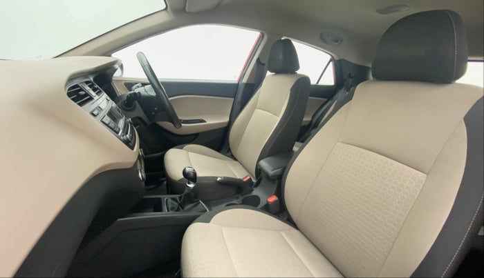 2016 Hyundai Elite i20 ASTA 1.2, Petrol, Manual, 32,136 km, Right Side Front Door Cabin