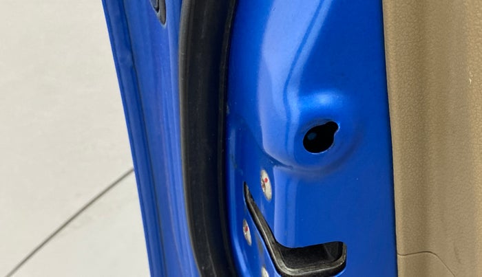 2012 Honda Brio 1.2 S MT I VTEC, Petrol, Manual, 64,530 km, Front passenger door - Door stopper rubber missing