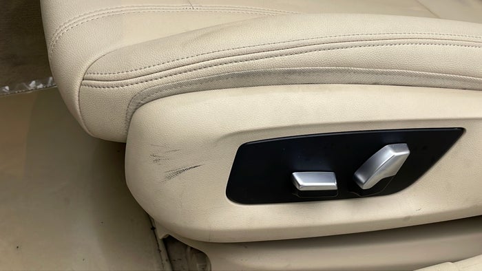 BMW 520I-Seat LHS Front Scratch