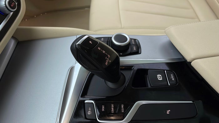 BMW 520I-Gear Lever