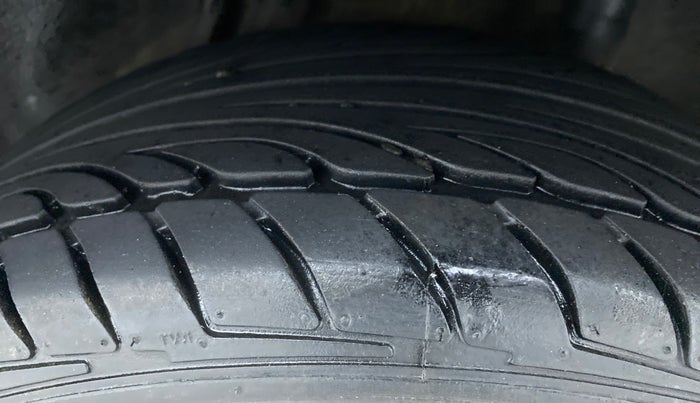 2010 Honda City V MT PETROL, Petrol, Manual, 47,400 km, Left Rear Tyre Tread