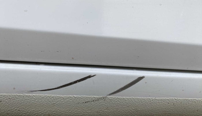 2019 Hyundai Elite i20 MAGNA PLUS 1.2, Petrol, Manual, 29,560 km, Right running board - Minor scratches