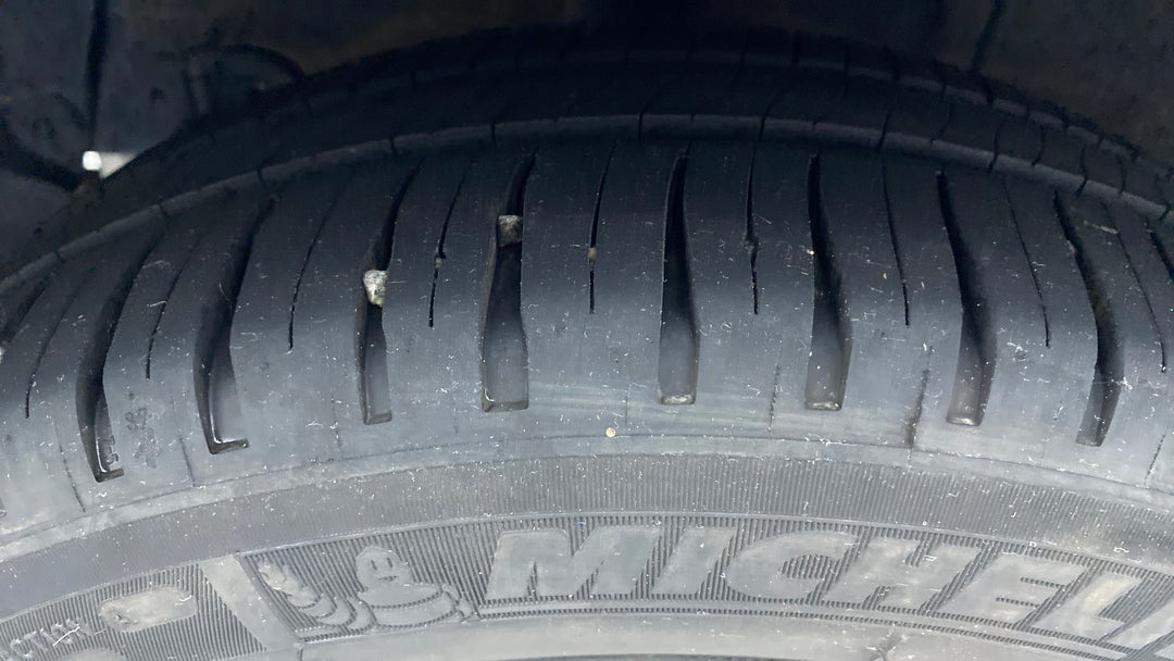 Right Rear Tyre Tread