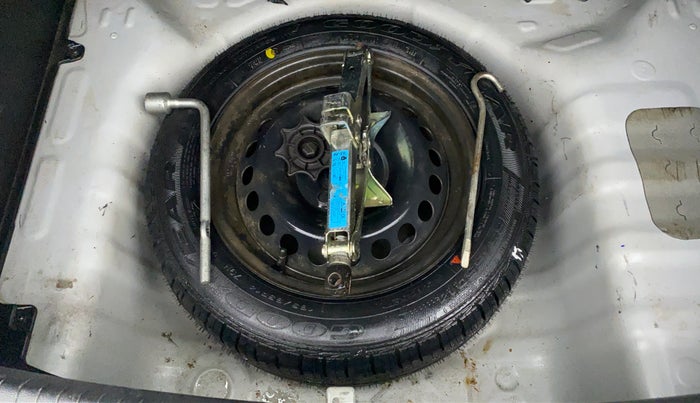 2018 Hyundai Grand i10 MAGNA 1.2 KAPPA VTVT, Petrol, Manual, 19,848 km, Spare Tyre