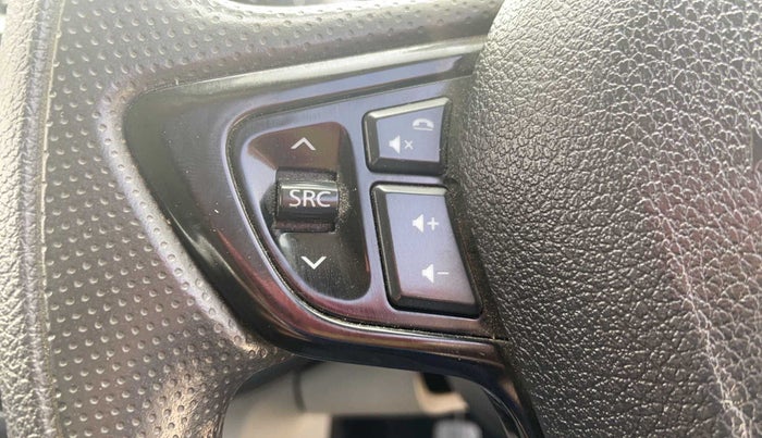 2018 Tata Tiago XZ 1.2 REVOTRON, Petrol, Manual, 28,154 km, Steering wheel - Phone control not functional