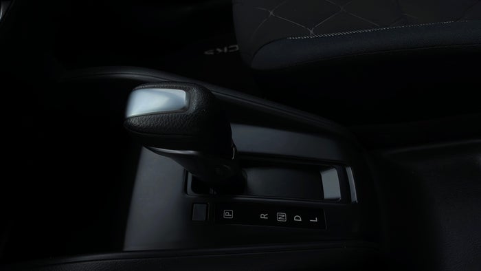 NISSAN KICKS-Gear Lever