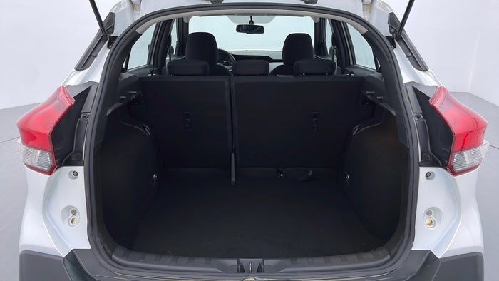 NISSAN KICKS-Boot Inside View