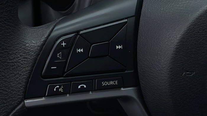 NISSAN KICKS-Steering Wheel Media Control Not Working