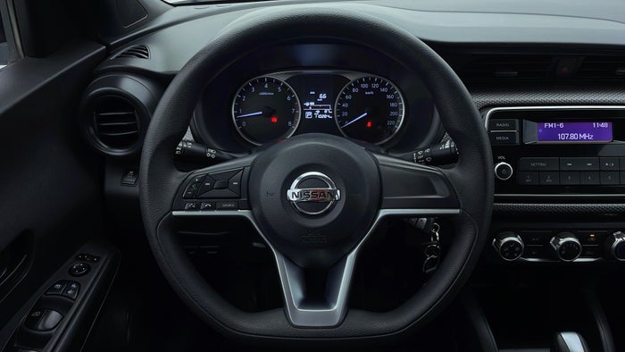 NISSAN KICKS-Steering Wheel Close-up
