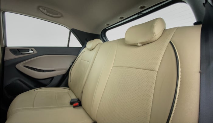 2016 Hyundai Elite i20 ASTA 1.2, Petrol, Manual, 35,356 km, Right Side Rear Door Cabin
