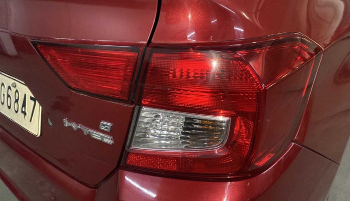 2019 Honda Amaze 1.2 SMT I VTEC, Petrol, Manual, 29,478 km, Right tail light - Minor scratches
