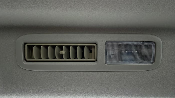 MITSUBISHI PAJERO-Rear AC Vents