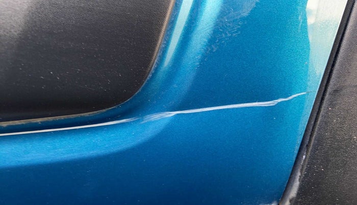 2021 Renault Kwid 1.0 CLIMBER OPT, Petrol, Manual, 7,998 km, Rear left door - Minor scratches