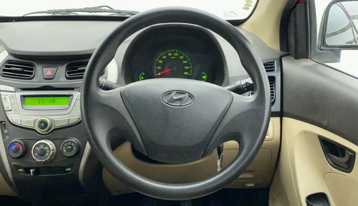 2015 Hyundai Eon ERA +, Petrol, Manual, 52,315 km, Steering Wheel Close Up