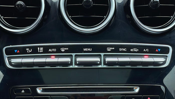 MERCEDES BENZ C 200-Automatic Climate Control