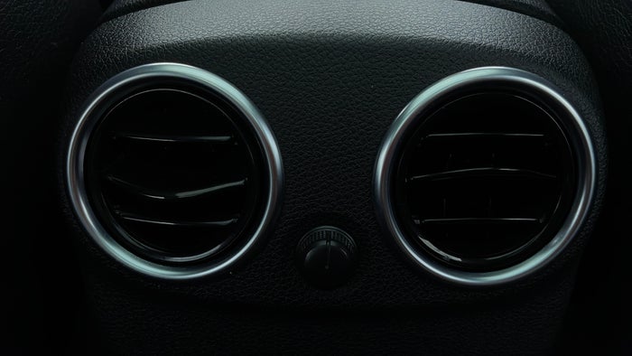 MERCEDES BENZ C 200-Rear AC Vents