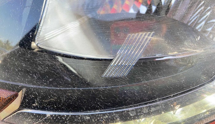 2018 Mahindra KUV 100 NXT K8 P 6 STR, Petrol, Manual, 30,026 km, Left headlight - Minor scratches