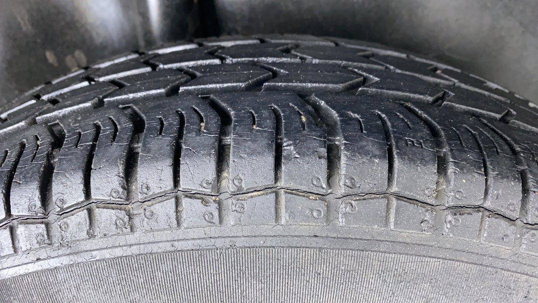 Right Rear Tyre Tread