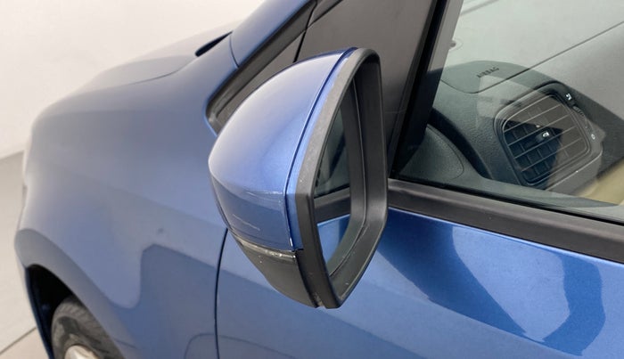 2016 Volkswagen Ameo COMFORTLINE 1.2, Petrol, Manual, 38,466 km, Left rear-view mirror - Mirror motor not working
