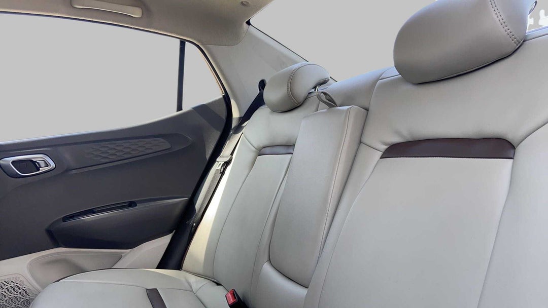 Right Side Rear Door Cabin