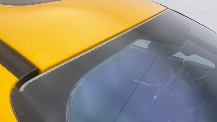 FORD FOCUS-Windshield Front Air Bubbles