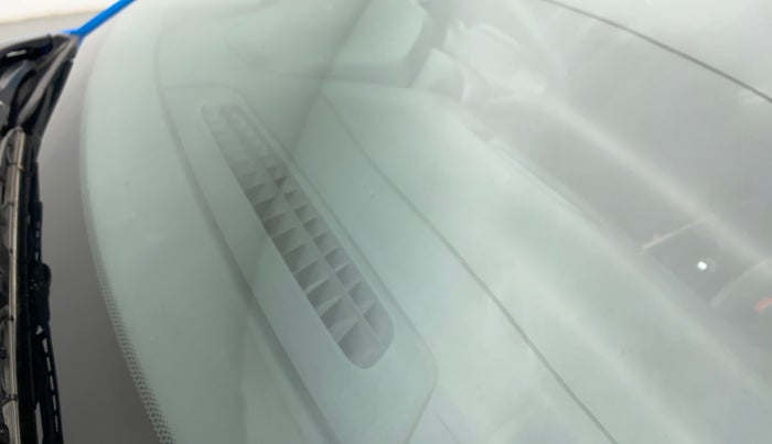 2019 Tata NEXON XM 1.2, Petrol, Manual, 47,428 km, Front windshield - Minor spot on windshield