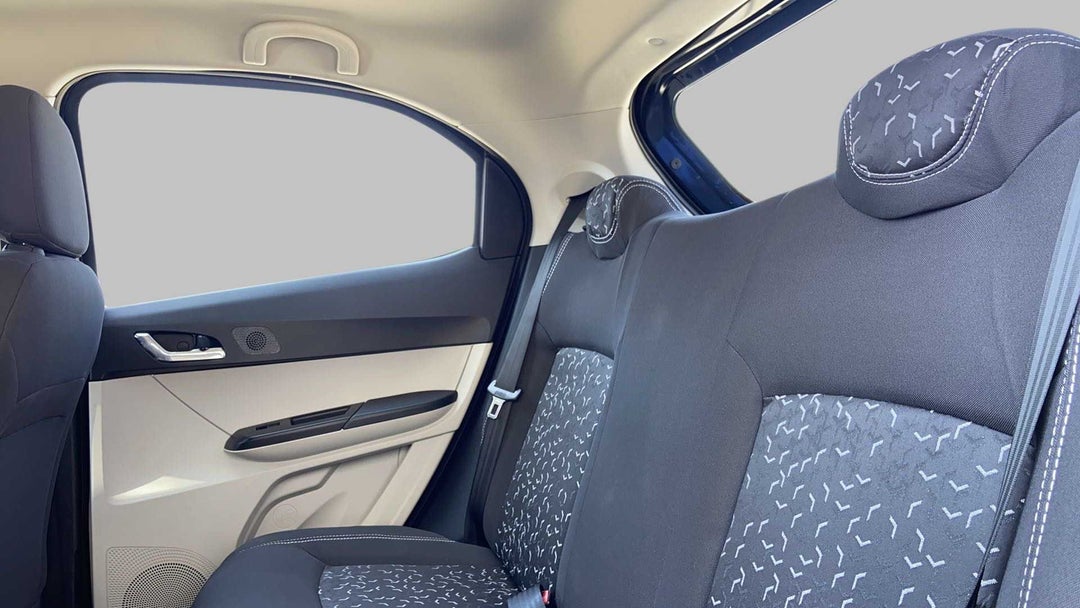 Right Side Rear Door Cabin