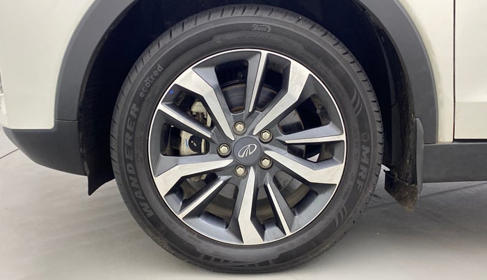 2021 Mahindra XUV300 1.2 W8 OPT, Petrol, Manual, 9,335 km, Left Front Wheel