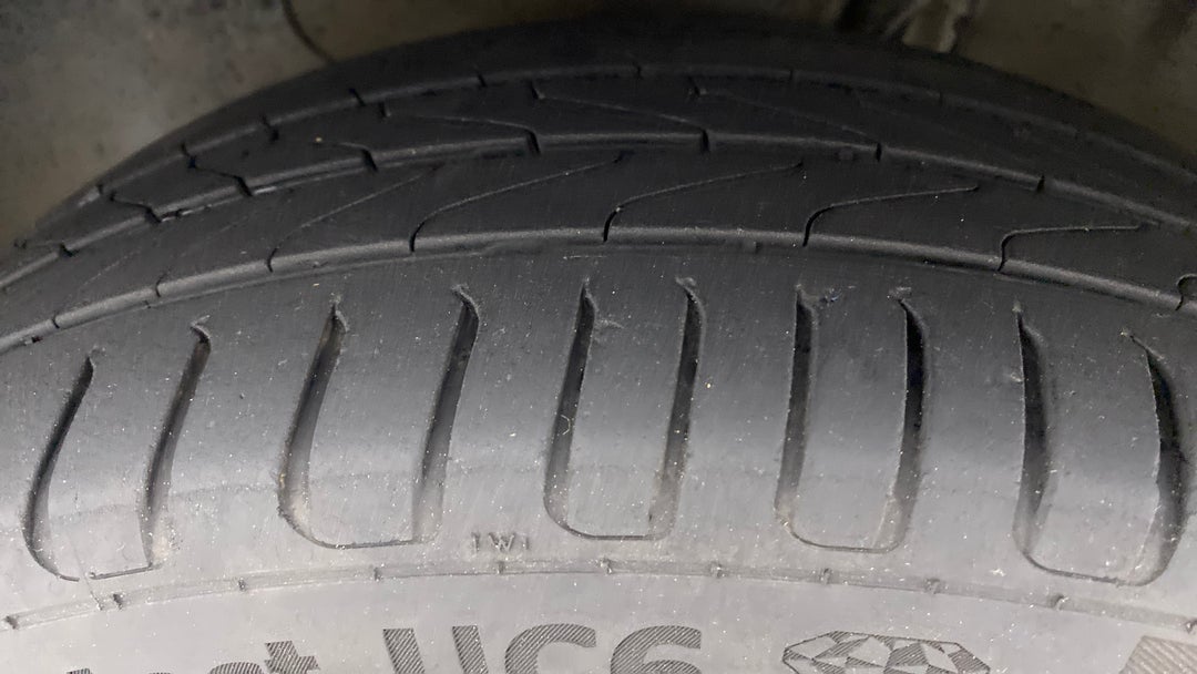 Left Front Tyre Tread