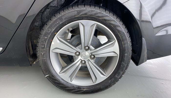 2019 Hyundai Verna 1.6 SX+ VTVT AT, CNG, Automatic, 59,449 km, Left Rear Wheel