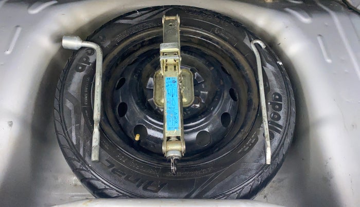 2015 Hyundai Eon MAGNA +, Petrol, Manual, 83,495 km, Spare Tyre