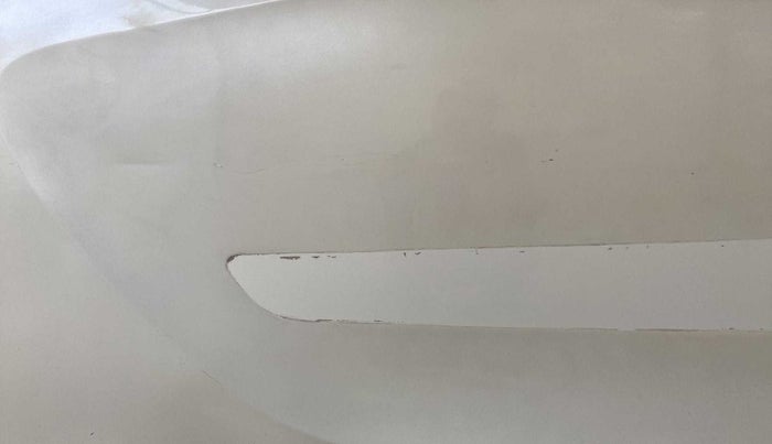 2019 Mahindra MARAZZO M2 8 STR, Diesel, Manual, 43,039 km, Front passenger door - Minor scratches