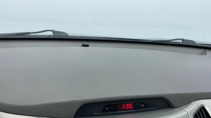 KIA SPORTAGE-Dashboard Trim Scratch