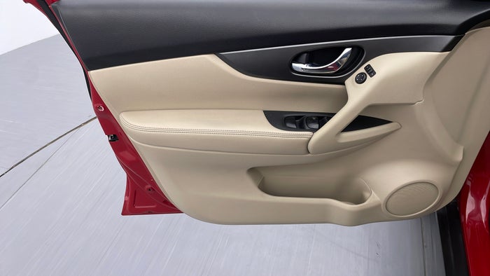 NISSAN X TRAIL-Driver Side Door Panels Controls