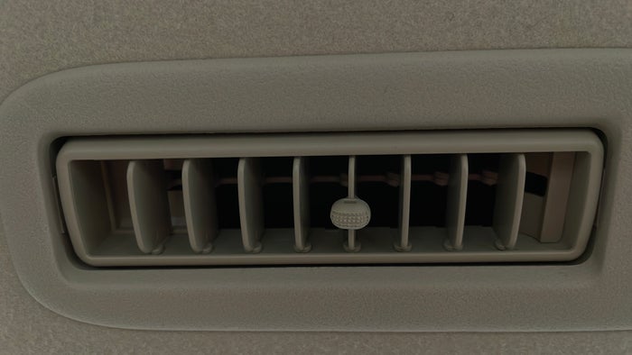 MITSUBISHI PAJERO-Rear AC Vents
