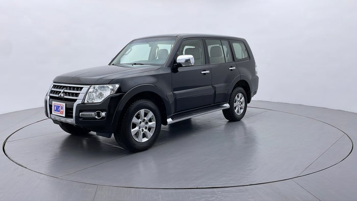 MITSUBISHI PAJERO-Left Front Diagonal (45- Degree) View
