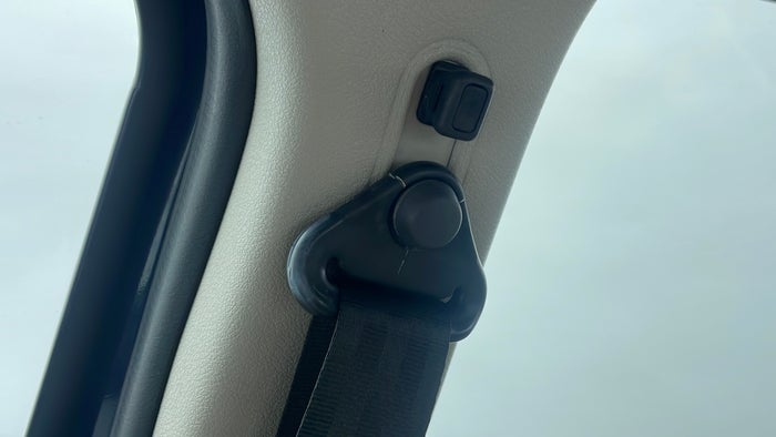 RENAULT SYMBOL-Seat RHS Front Seat Belt Torn