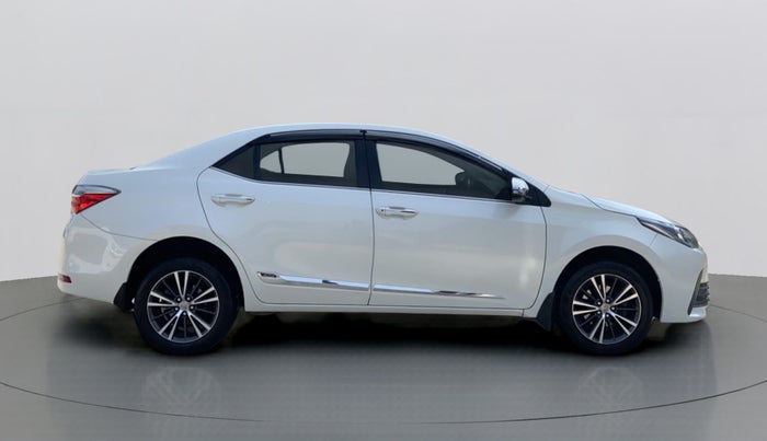 2018 Toyota Corolla Altis VL AT, Petrol, Automatic, 67,960 km, Right Side View