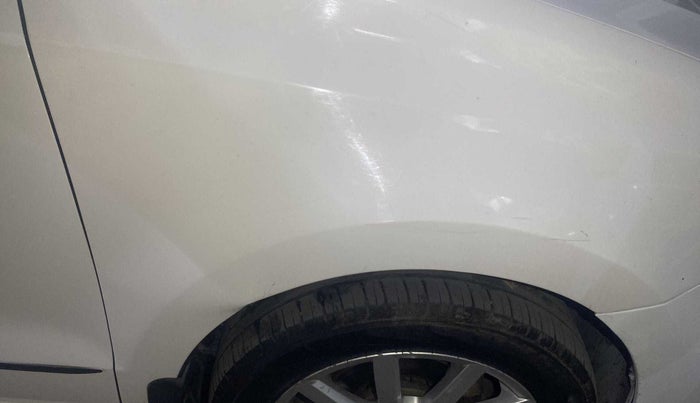 2017 Volkswagen Ameo HIGHLINE  PLUS 1.2, Petrol, Manual, 81,303 km, Right fender - Slightly dented