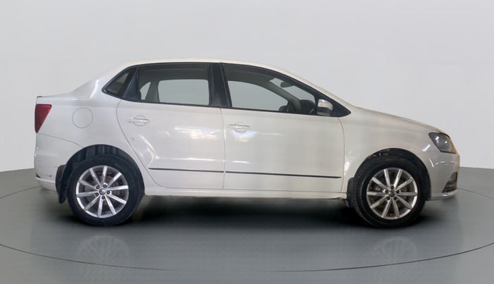 2017 Volkswagen Ameo HIGHLINE  PLUS 1.2, Petrol, Manual, 81,303 km, Right Side